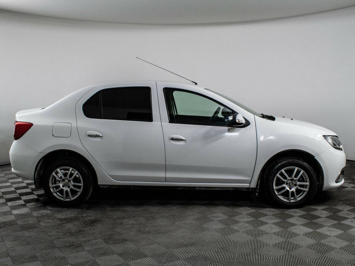 Renault Logan 2017 года с пробегом. Фото: #3