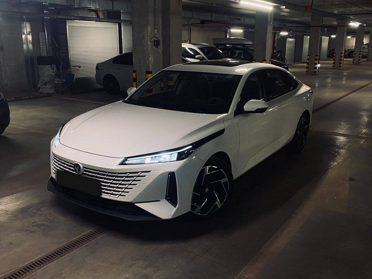 Changan Lamore 2023 года с пробегом. Фото: #1