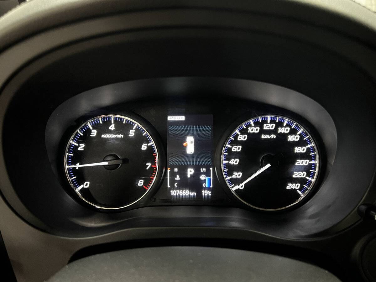 Mitsubishi Outlander 2017 года с пробегом. Фото: #12