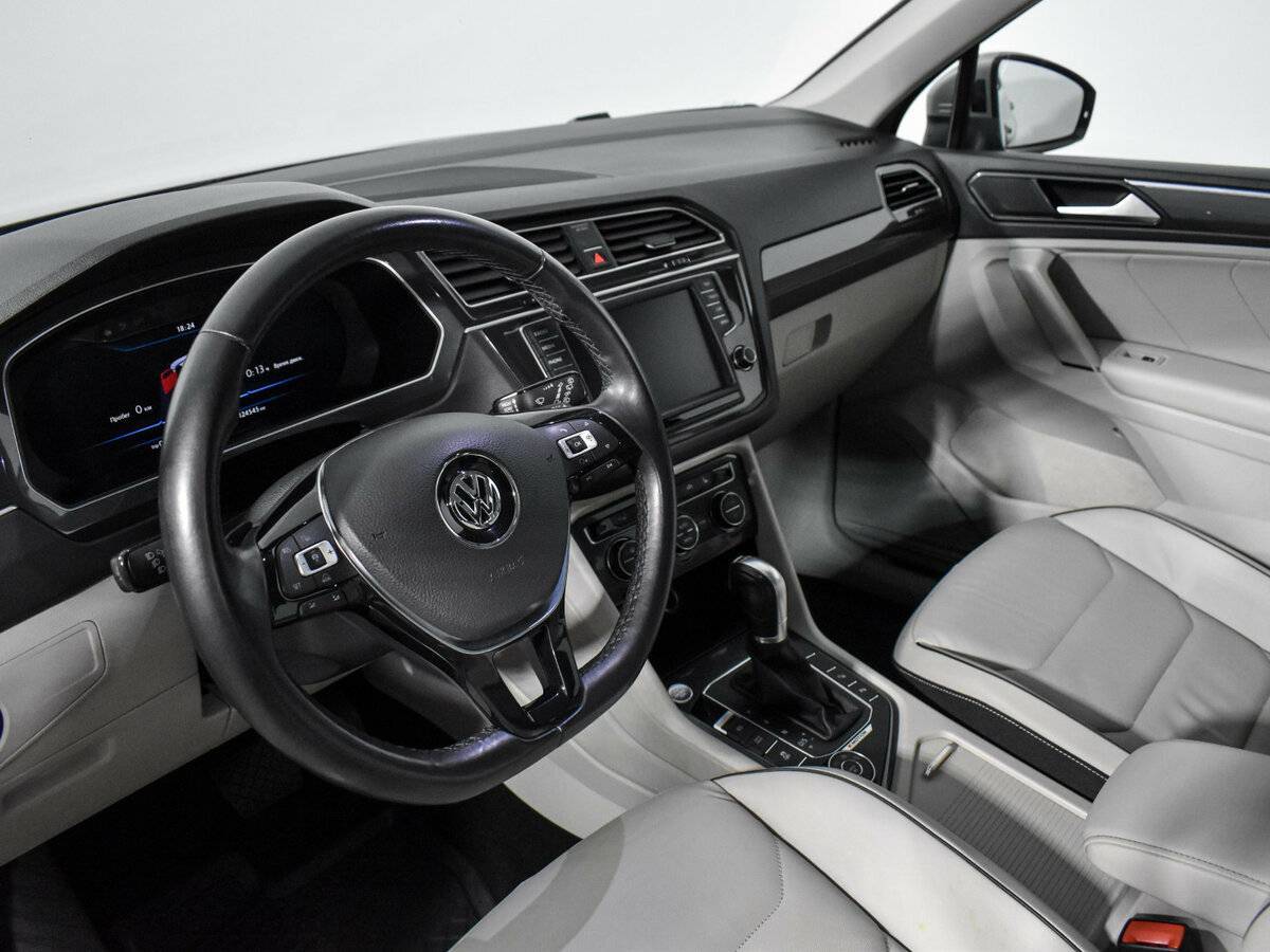 Volkswagen Tiguan 2017 года с пробегом. Фото: #10
