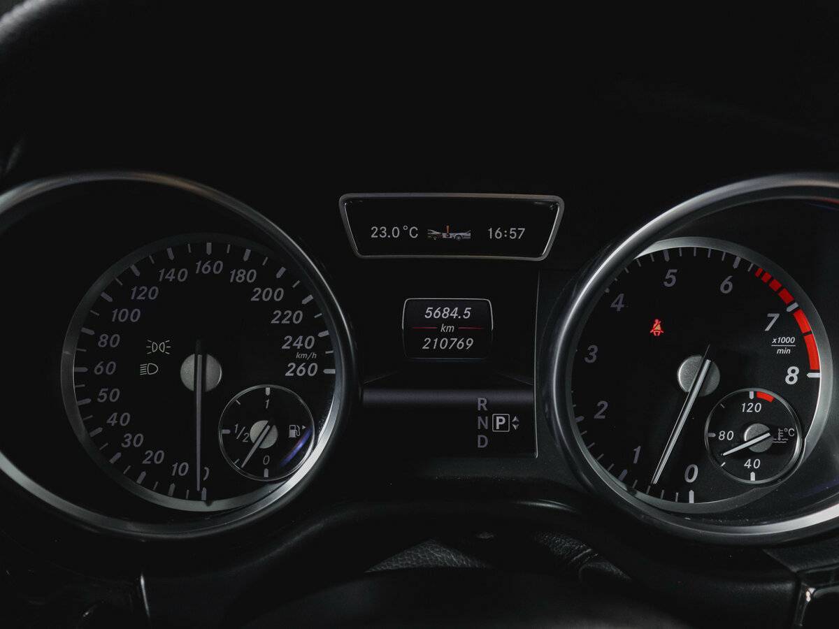 Mercedes-Benz M-Класс 2013 года с пробегом. Фото: #10