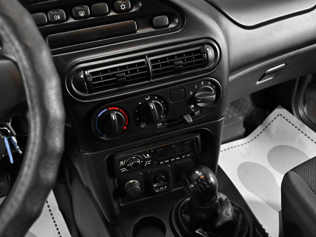 Chevrolet Niva 2014 года с пробегом. Фото: #8