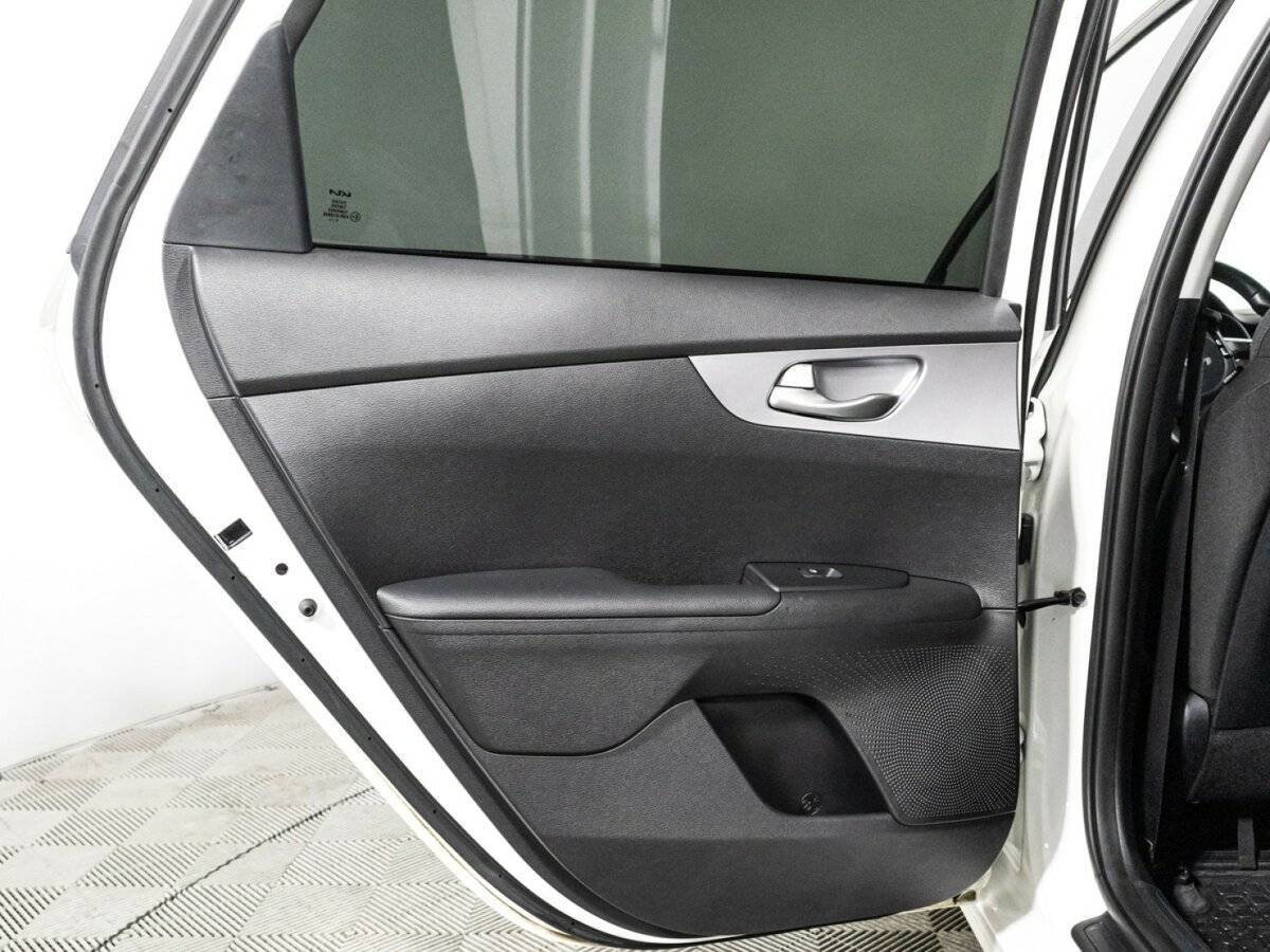 Kia Cerato 2021 года с пробегом. Фото: #25