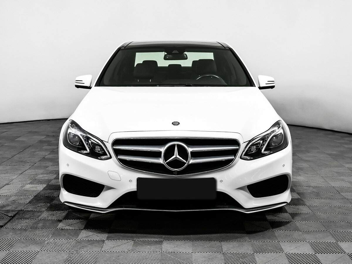 Mercedes-Benz E-Класс 2014 года с пробегом. Фото: #1