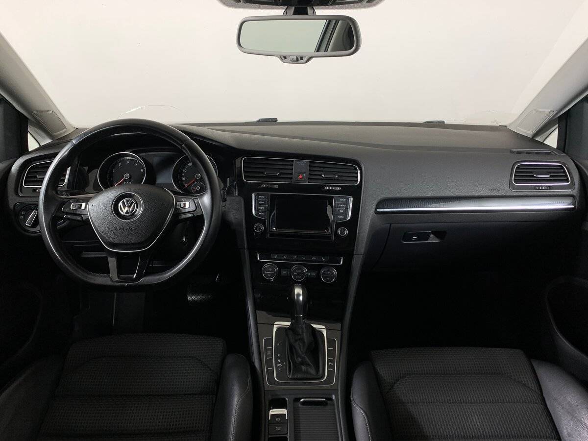 Volkswagen Golf 2013 года с пробегом. Фото: #11