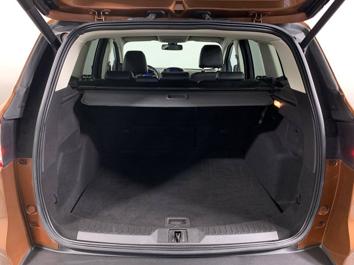 Ford Kuga 2014 года с пробегом. Фото: #18