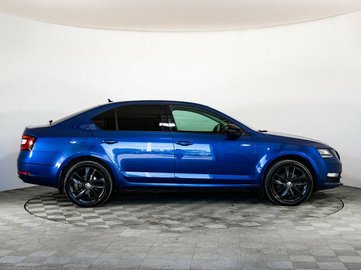 Skoda Octavia 2019 года с пробегом. Фото: #3