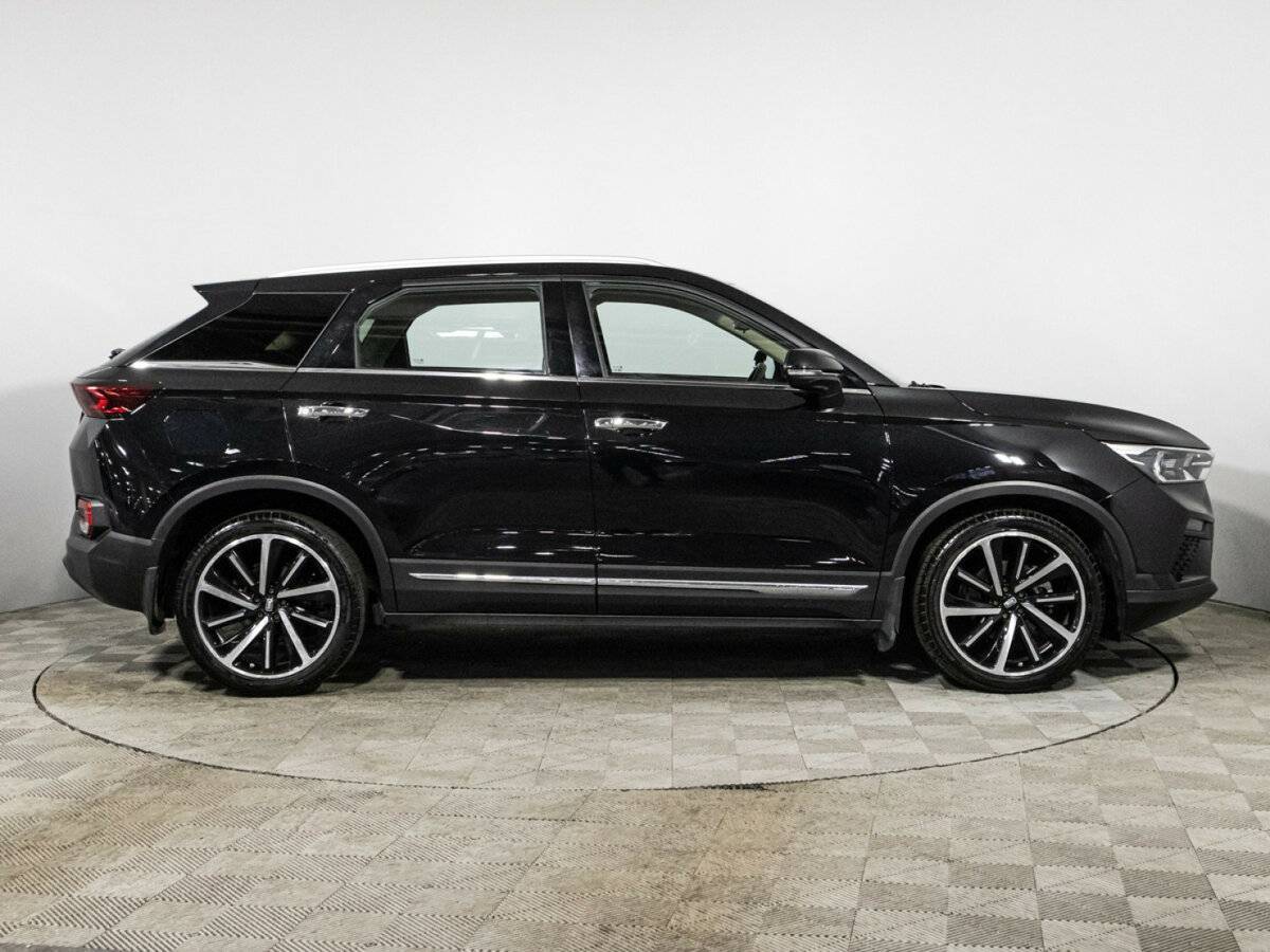 FAW Bestune T77 2022 года с пробегом. Фото: #3