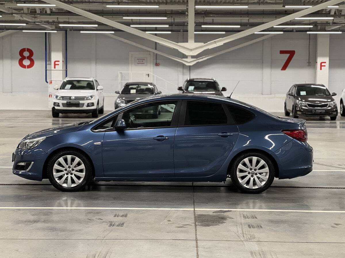 Opel Astra 2013 года с пробегом. Фото: #7