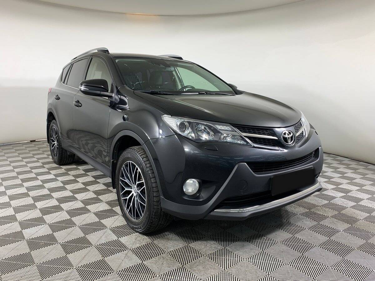 Toyota RAV4 2013 года с пробегом. Фото: #2