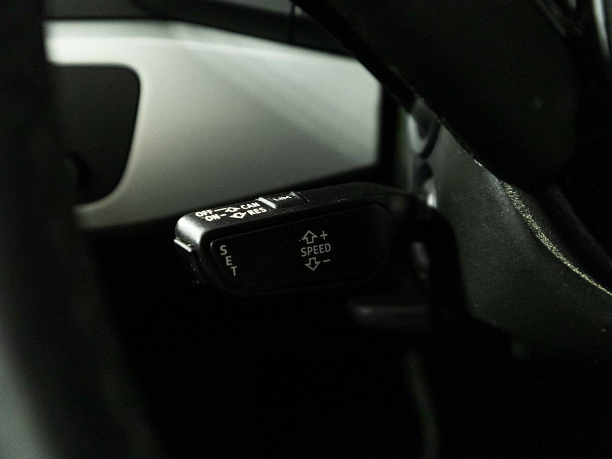 Audi A4 2020 года с пробегом. Фото: #19