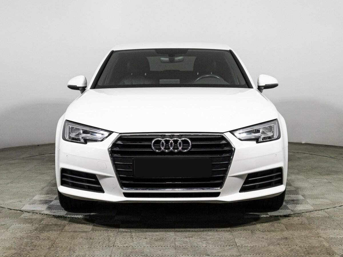 Audi A4 2019 года с пробегом. Фото: #1