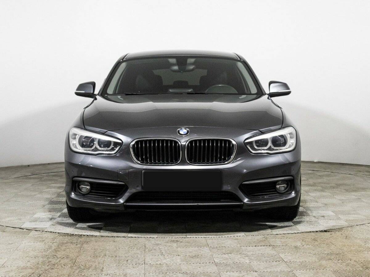 BMW 1 серии 2017 года с пробегом. Фото: #1