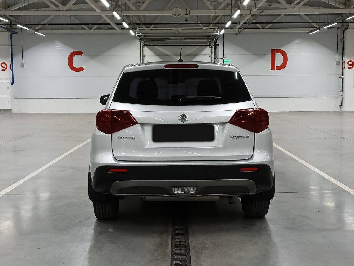 Suzuki Vitara 2021 года с пробегом. Фото: #5