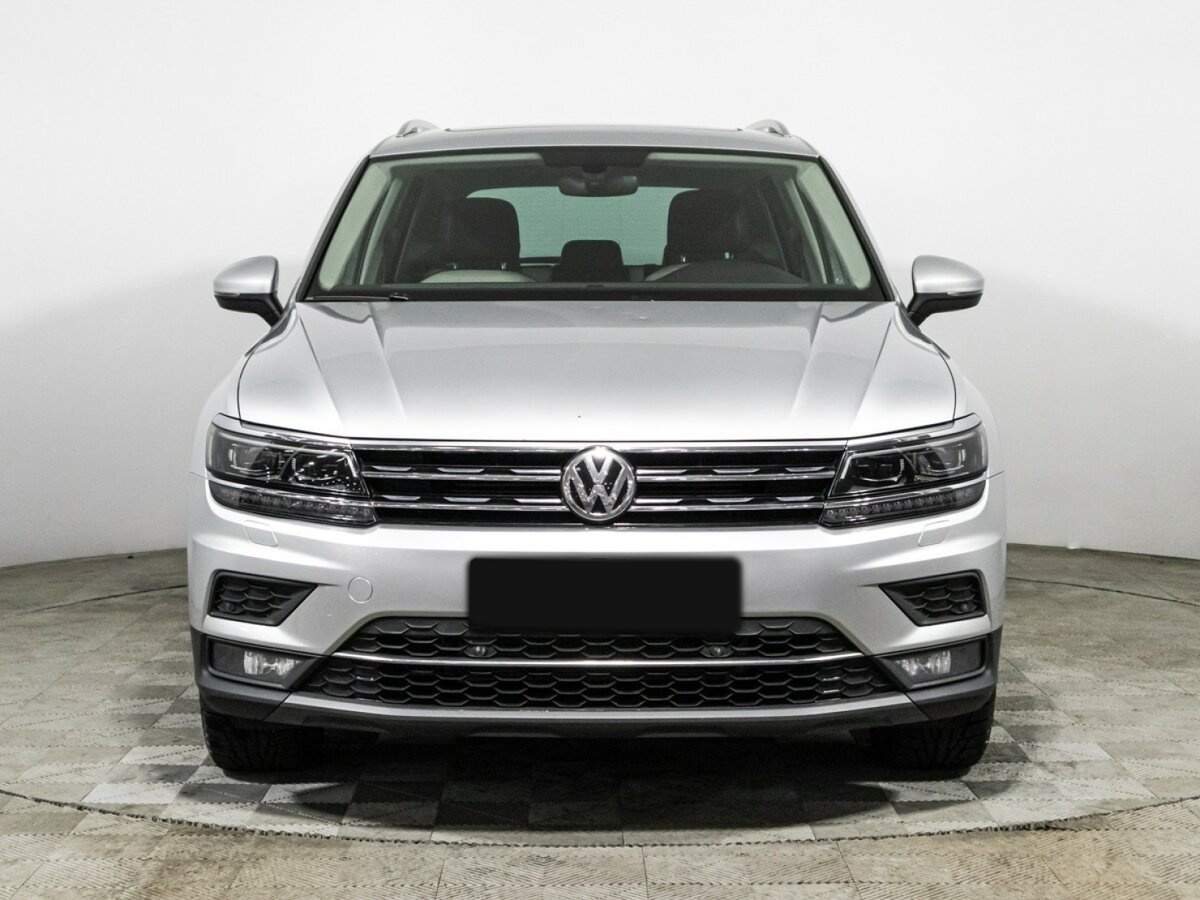 Volkswagen Tiguan 2018 года с пробегом. Фото: #1