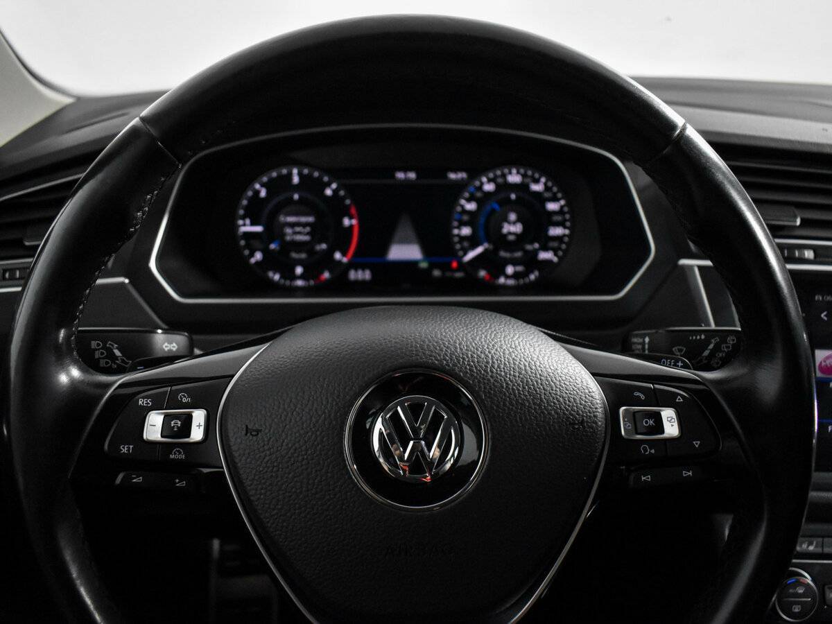 Volkswagen Tiguan 2018 года с пробегом. Фото: #19