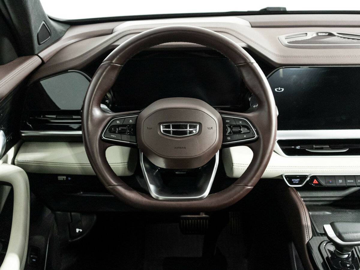 Geely Monjaro 2022 года с пробегом. Фото: #22