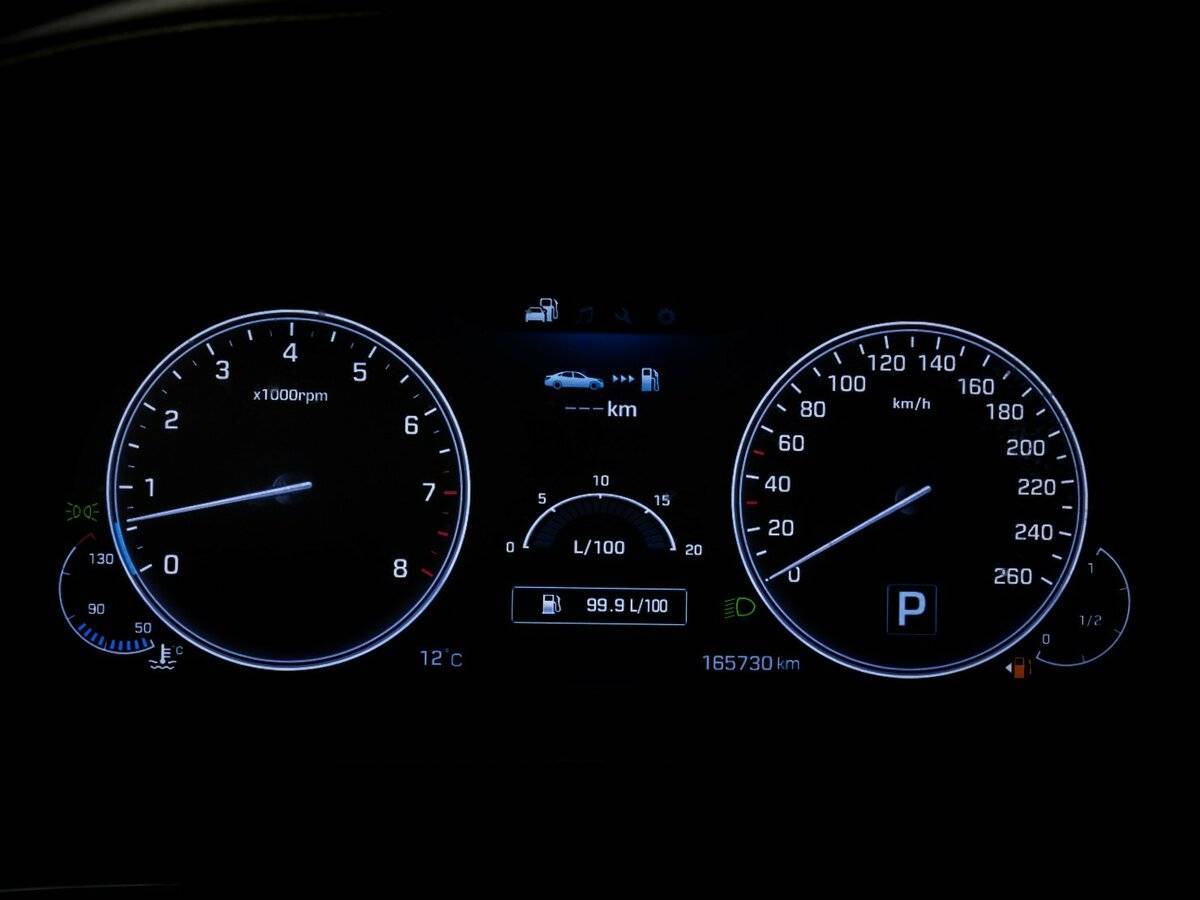 Hyundai Equus 2015 года с пробегом. Фото: #34