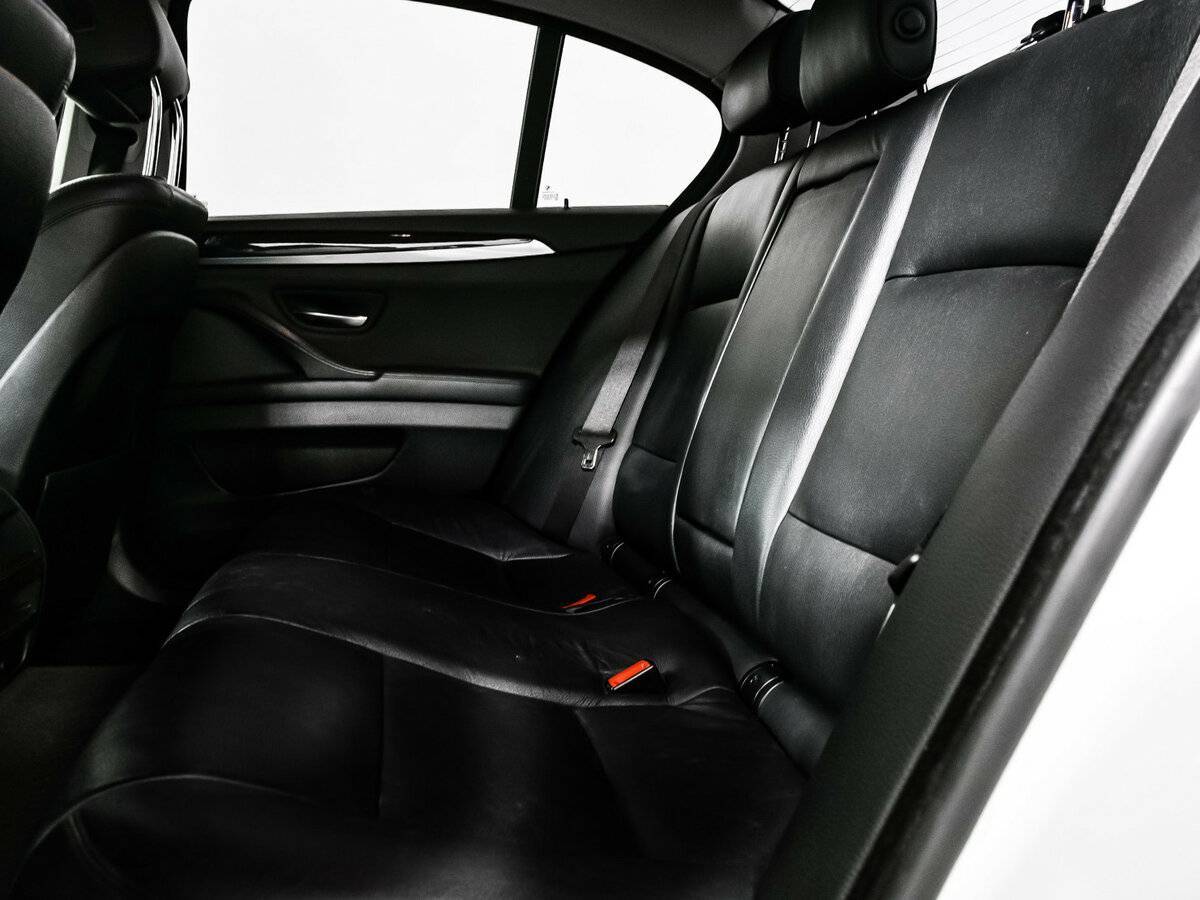 BMW 5 серии 2014 года с пробегом. Фото: #11