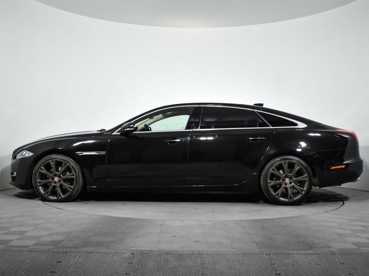 Jaguar XJ 2016 года с пробегом. Фото: #7