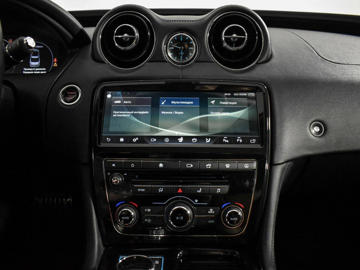 Jaguar XJ 2016 года с пробегом. Фото: #18