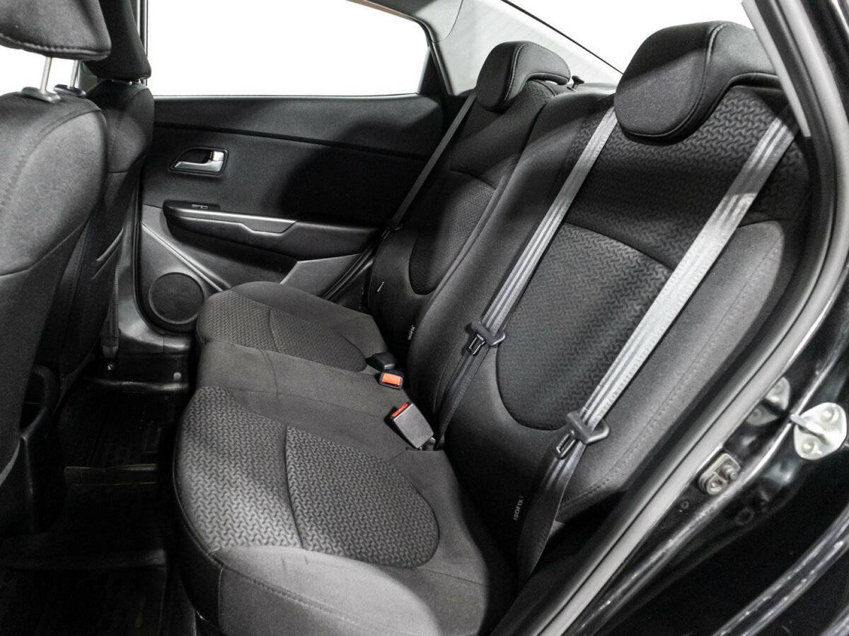 Kia Rio 2015 года с пробегом. Фото: #9