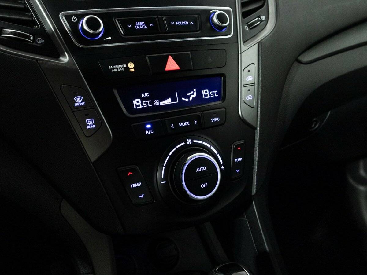 Hyundai Santa Fe 2017 года с пробегом. Фото: #15