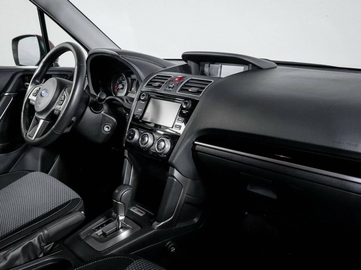 Subaru Forester 2016 года с пробегом. Фото: #8