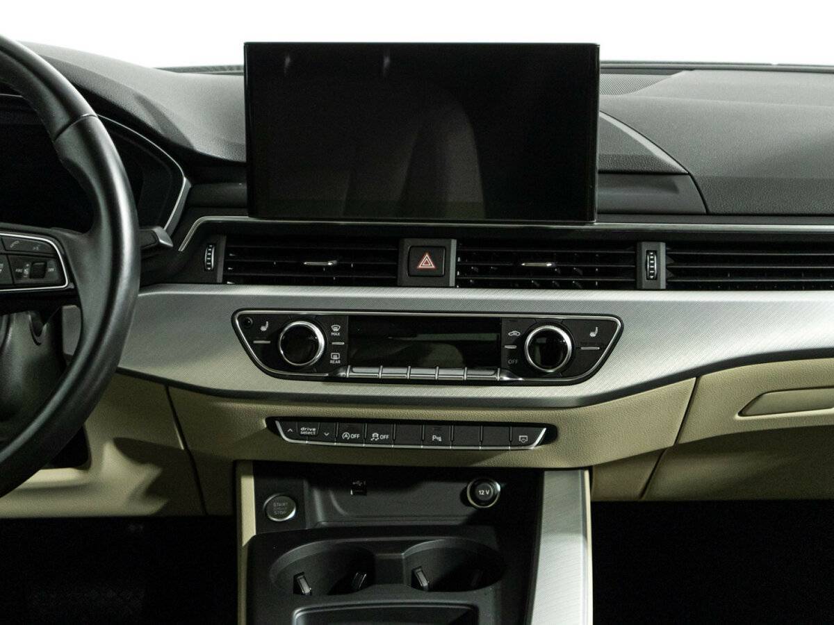 Audi A4 2020 года с пробегом. Фото: #13