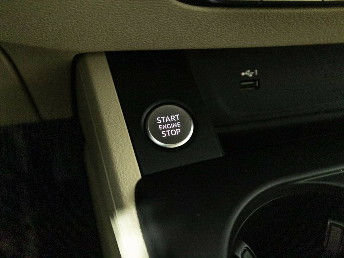 Audi A4 2020 года с пробегом. Фото: #18