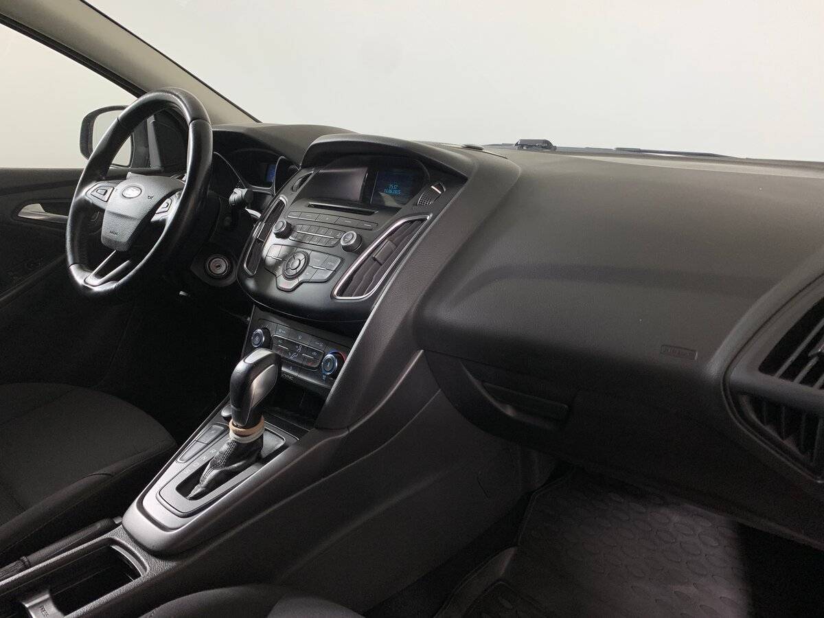 Ford Focus 2017 года с пробегом. Фото: #12