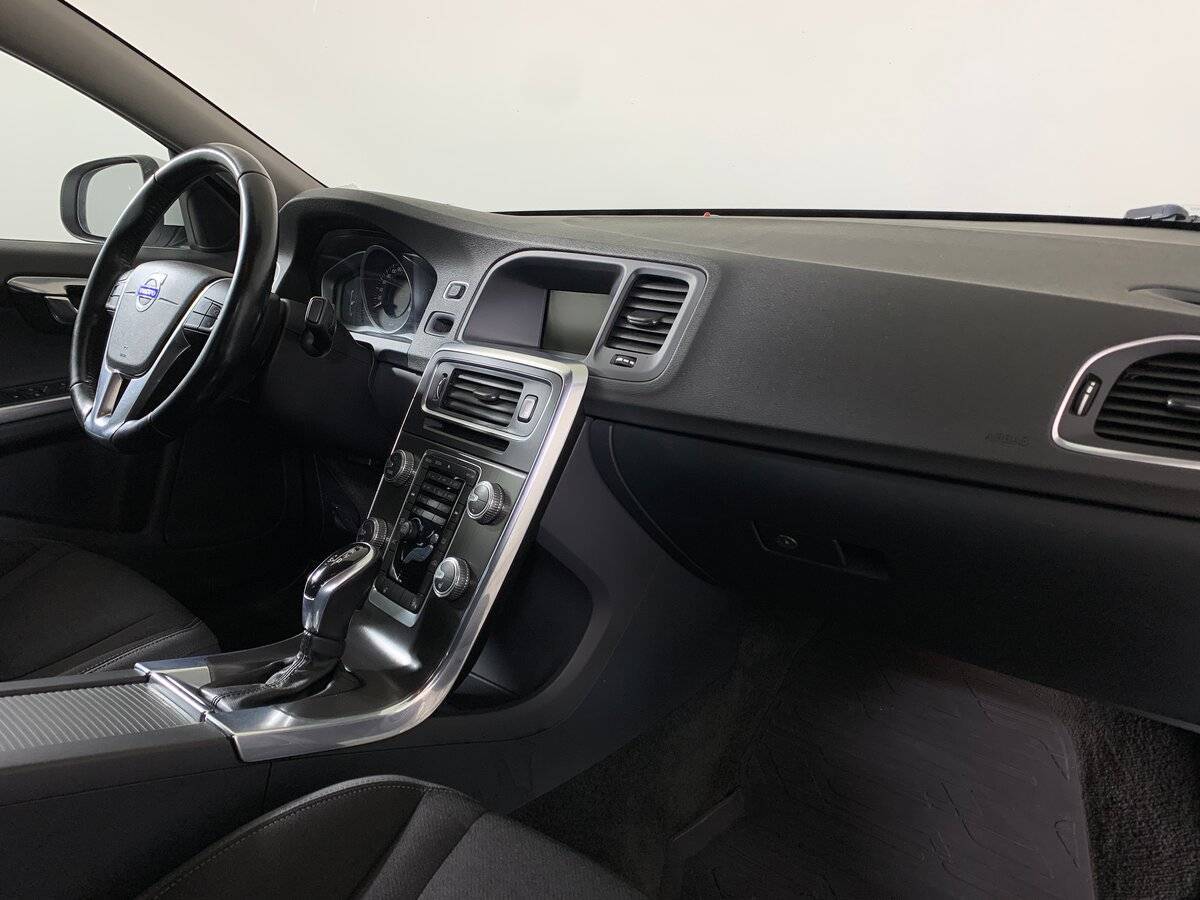 Volvo S60 2014 года с пробегом. Фото: #12