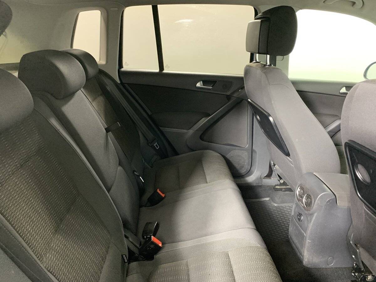 Volkswagen Tiguan 2012 года с пробегом. Фото: #16