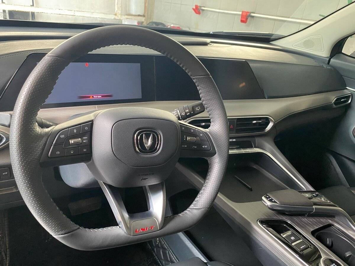 Changan UNI-T 2023 года с пробегом. Фото: #8