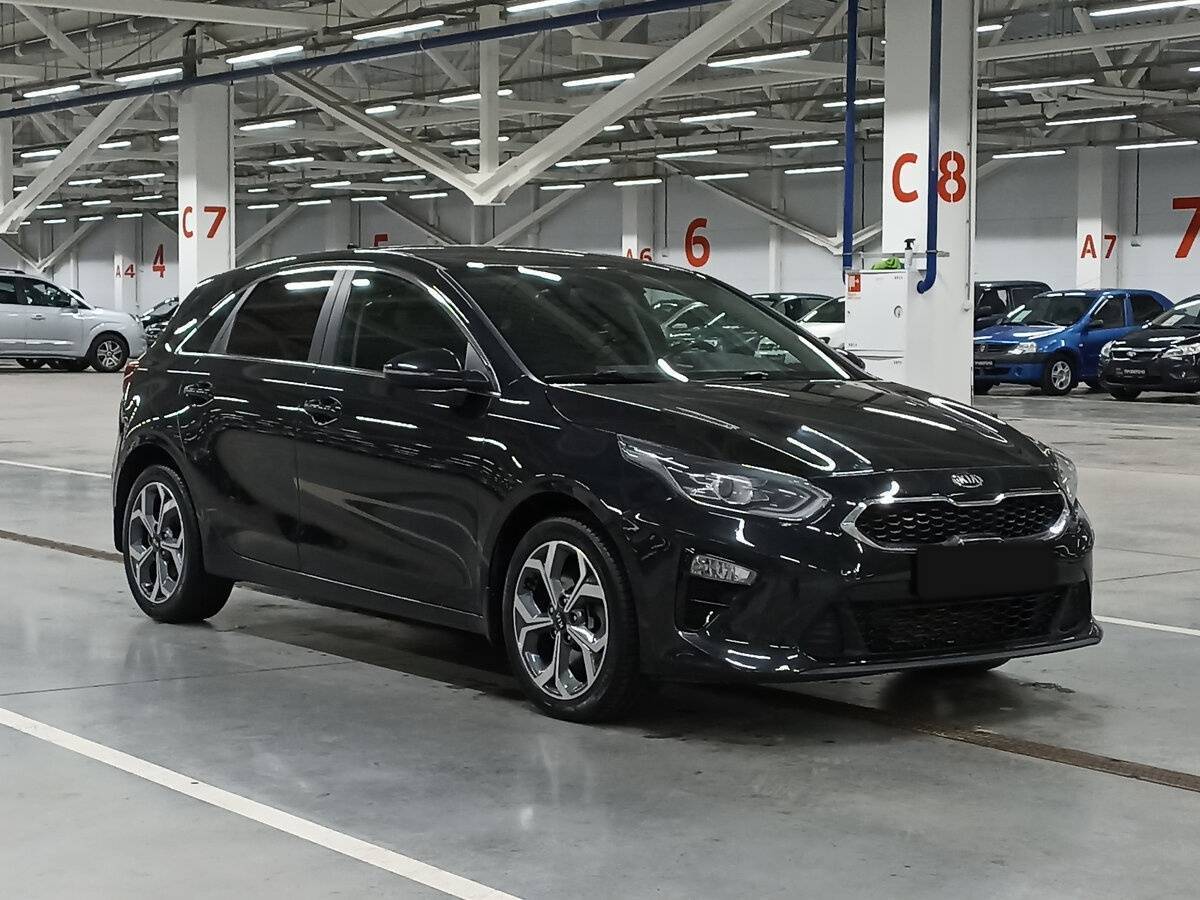 Kia Ceed 2021 года с пробегом. Фото: #2