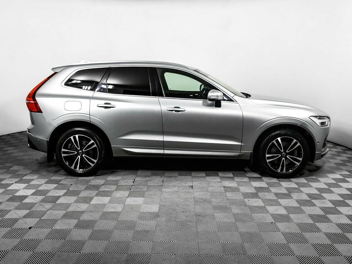 Volvo XC60 2018 года с пробегом. Фото: #3