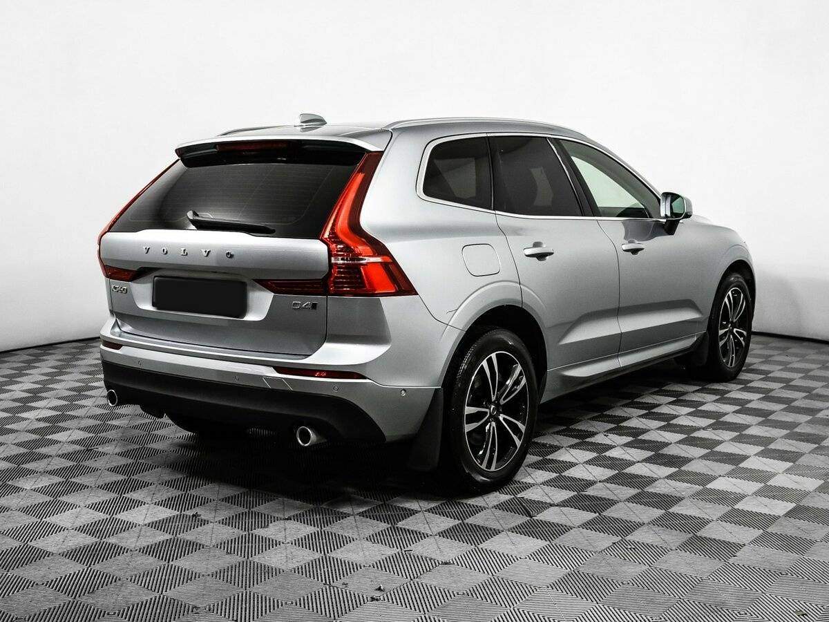 Volvo XC60 2018 года с пробегом. Фото: #4