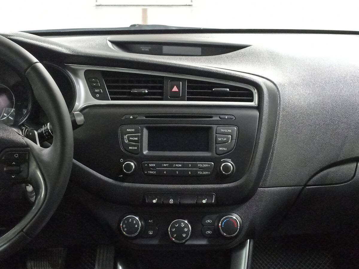 Kia Ceed 2015 года с пробегом. Фото: #14