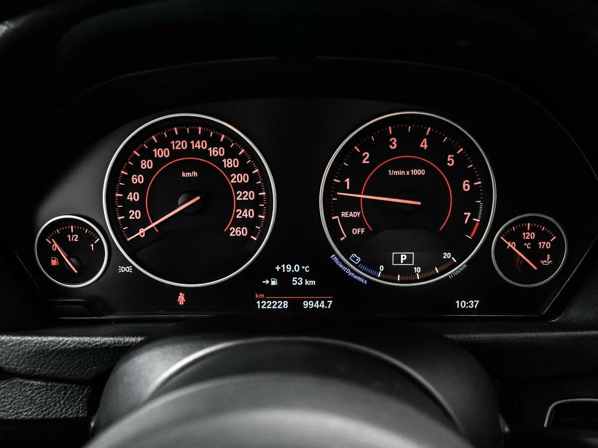 BMW 3 серии 2016 года с пробегом. Фото: #9