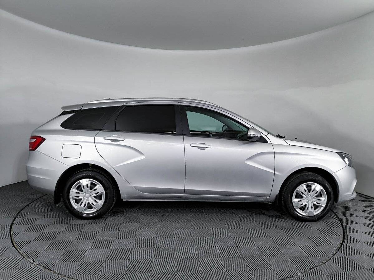 Lada (ВАЗ) Vesta 2021 года с пробегом. Фото: #3