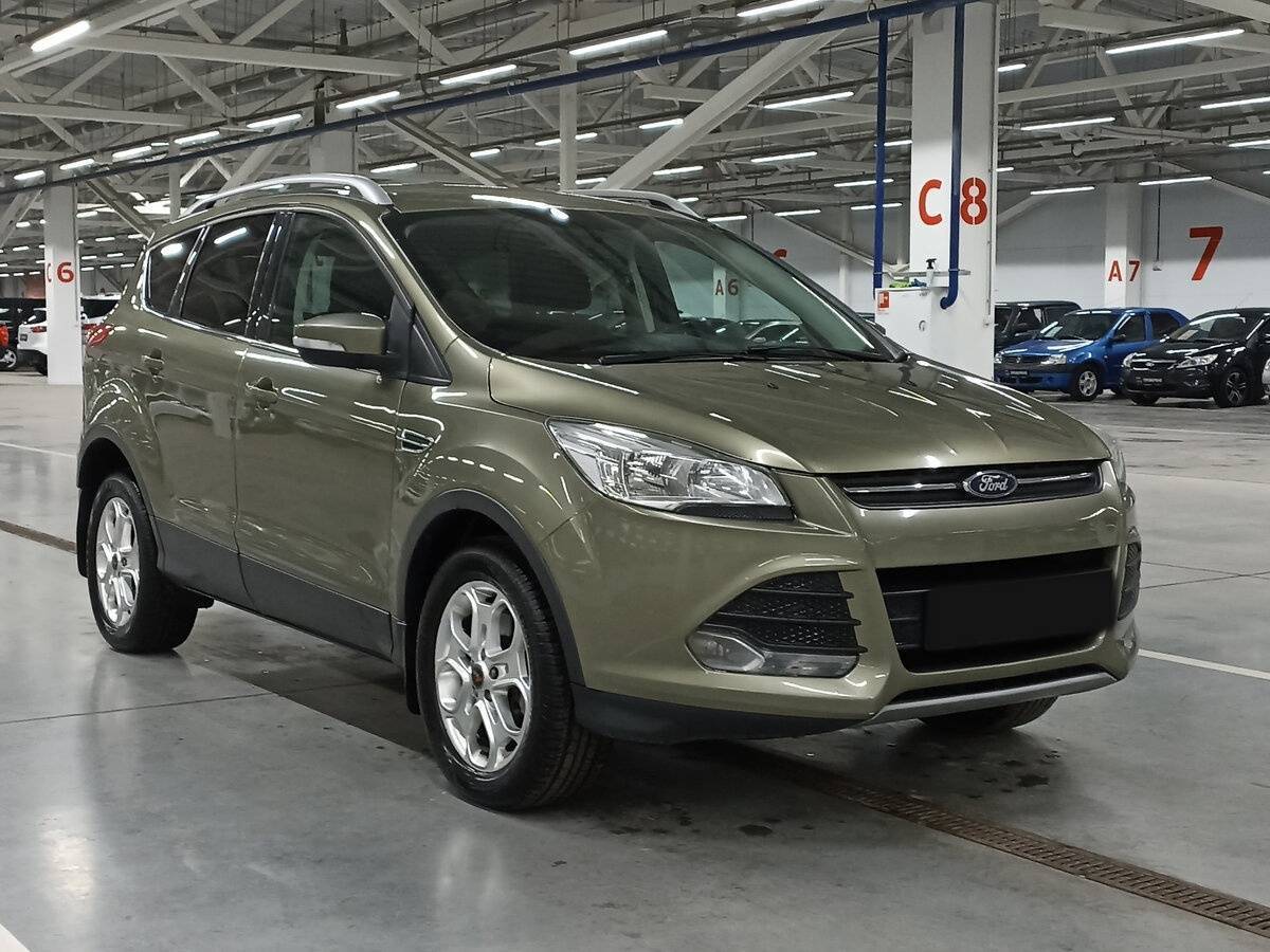 Ford Kuga 2014 года с пробегом. Фото: #2