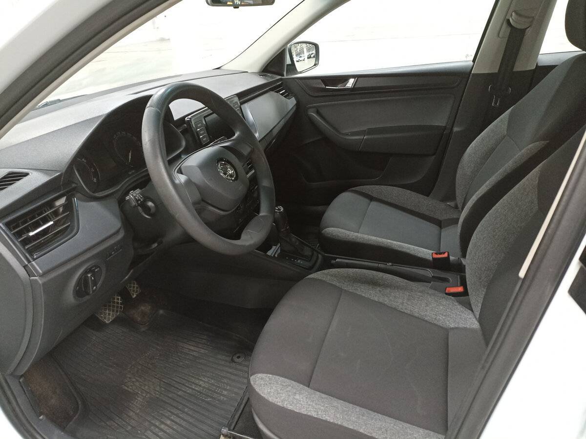 Skoda Rapid 2021 года с пробегом. Фото: #15