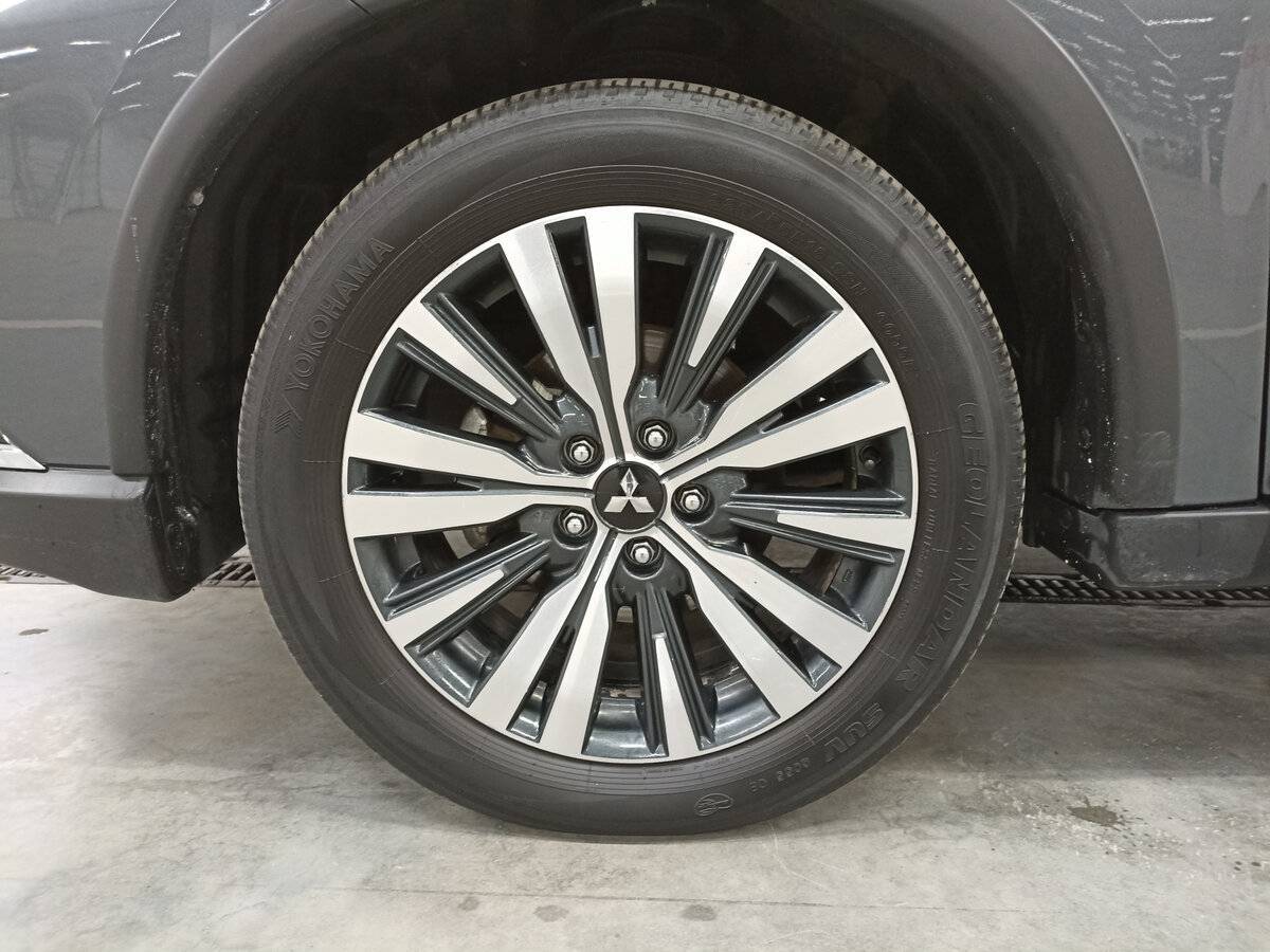 Mitsubishi Outlander 2020 года с пробегом. Фото: #17