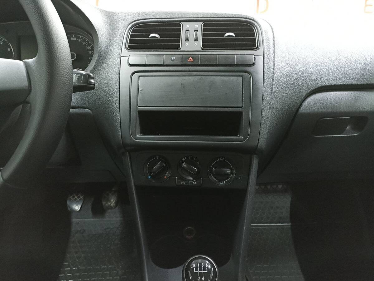 Volkswagen Polo 2015 года с пробегом. Фото: #14