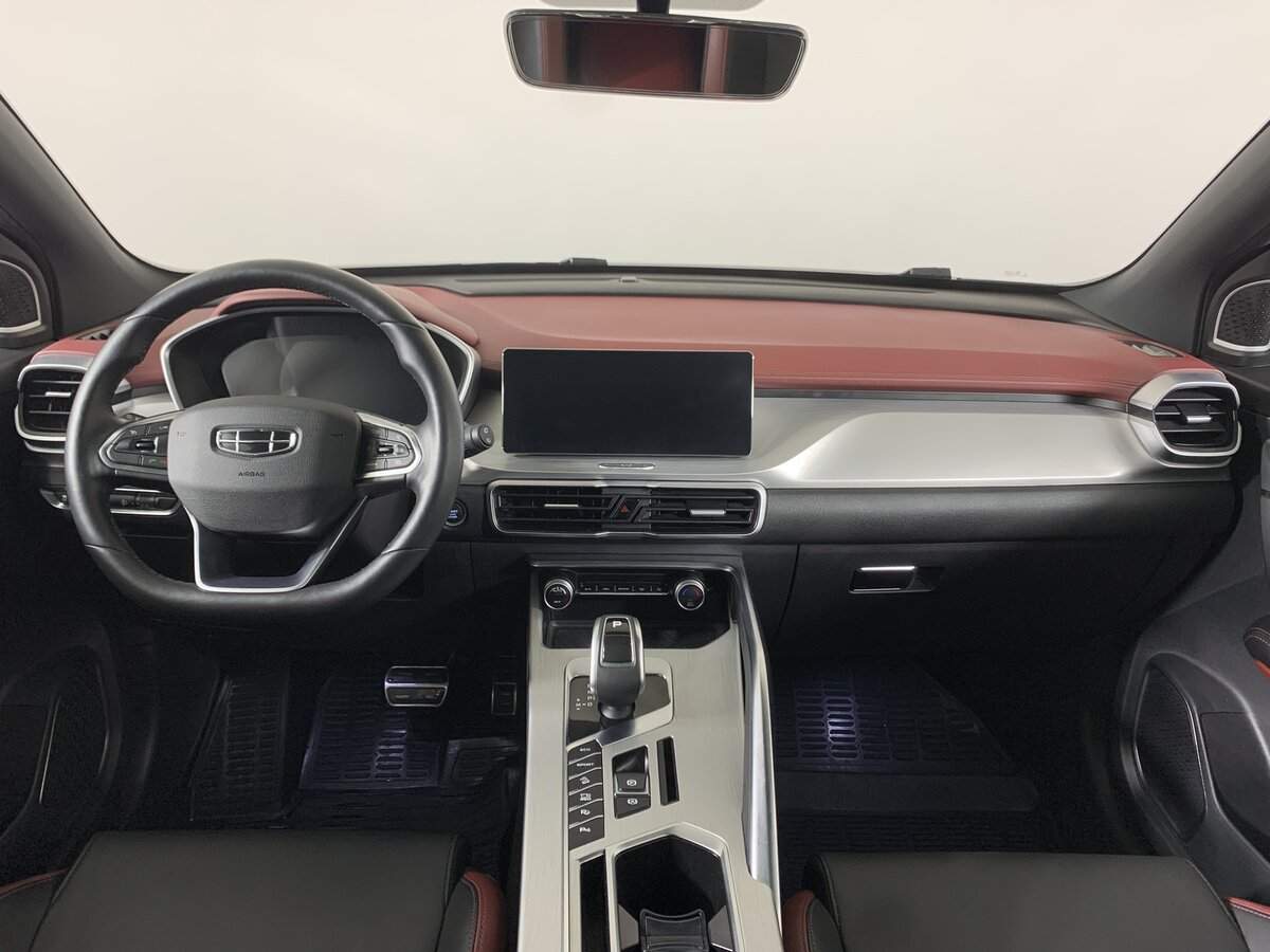 Geely Coolray 2022 года с пробегом. Фото: #11