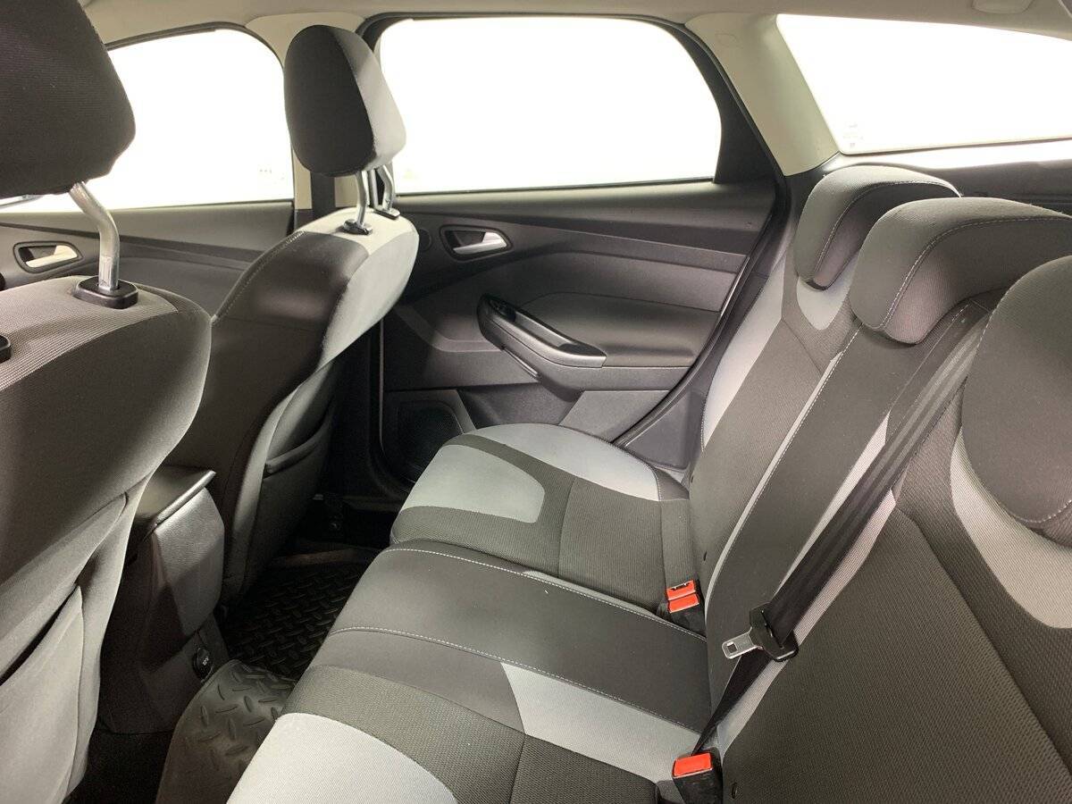 Ford Focus 2012 года с пробегом. Фото: #16