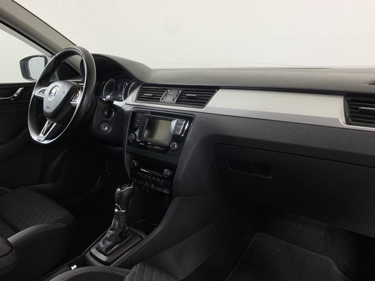 Skoda Rapid 2016 года с пробегом. Фото: #12