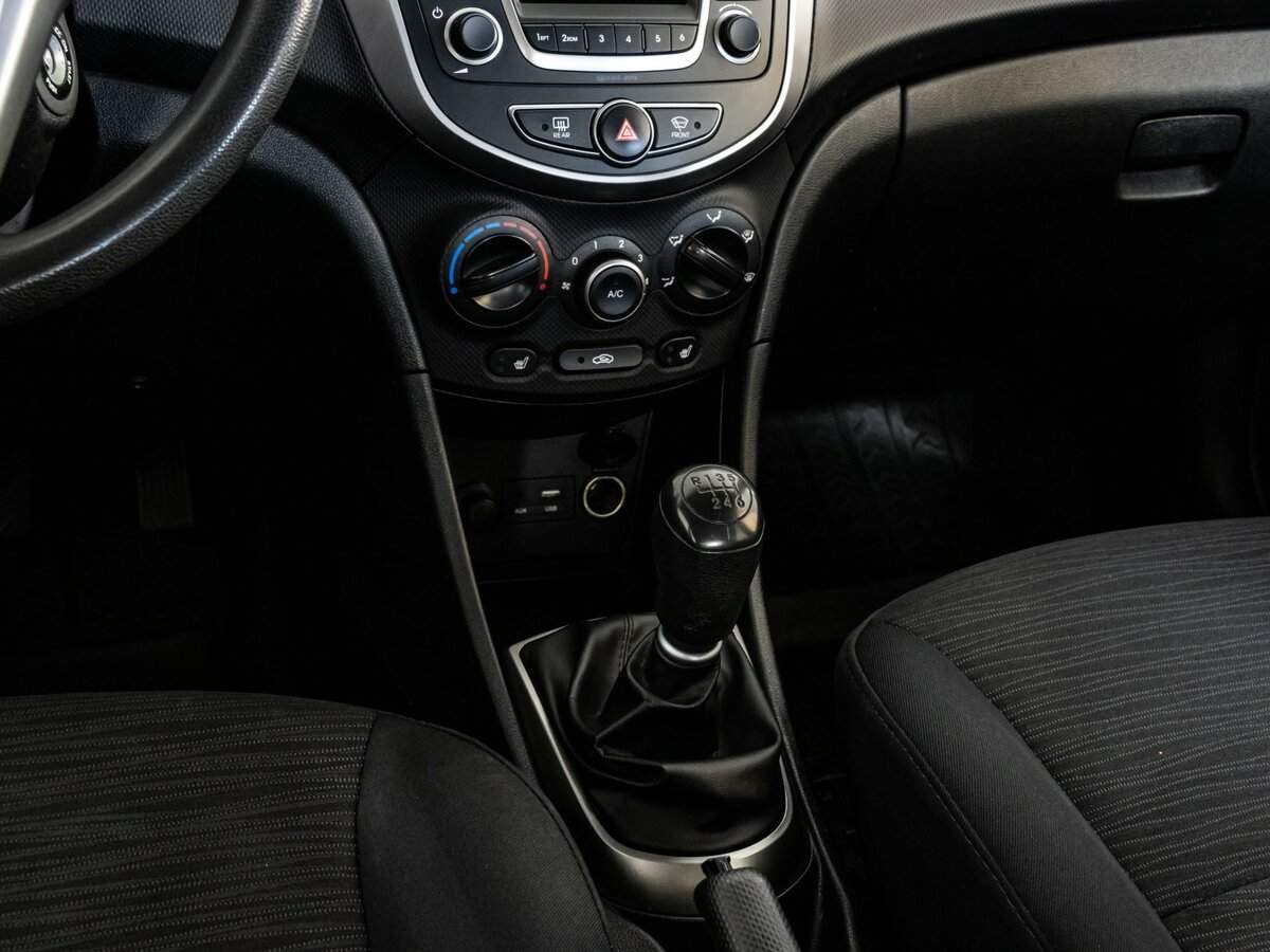 Б/У Хендай Солярис 2015 года. Фото: #9