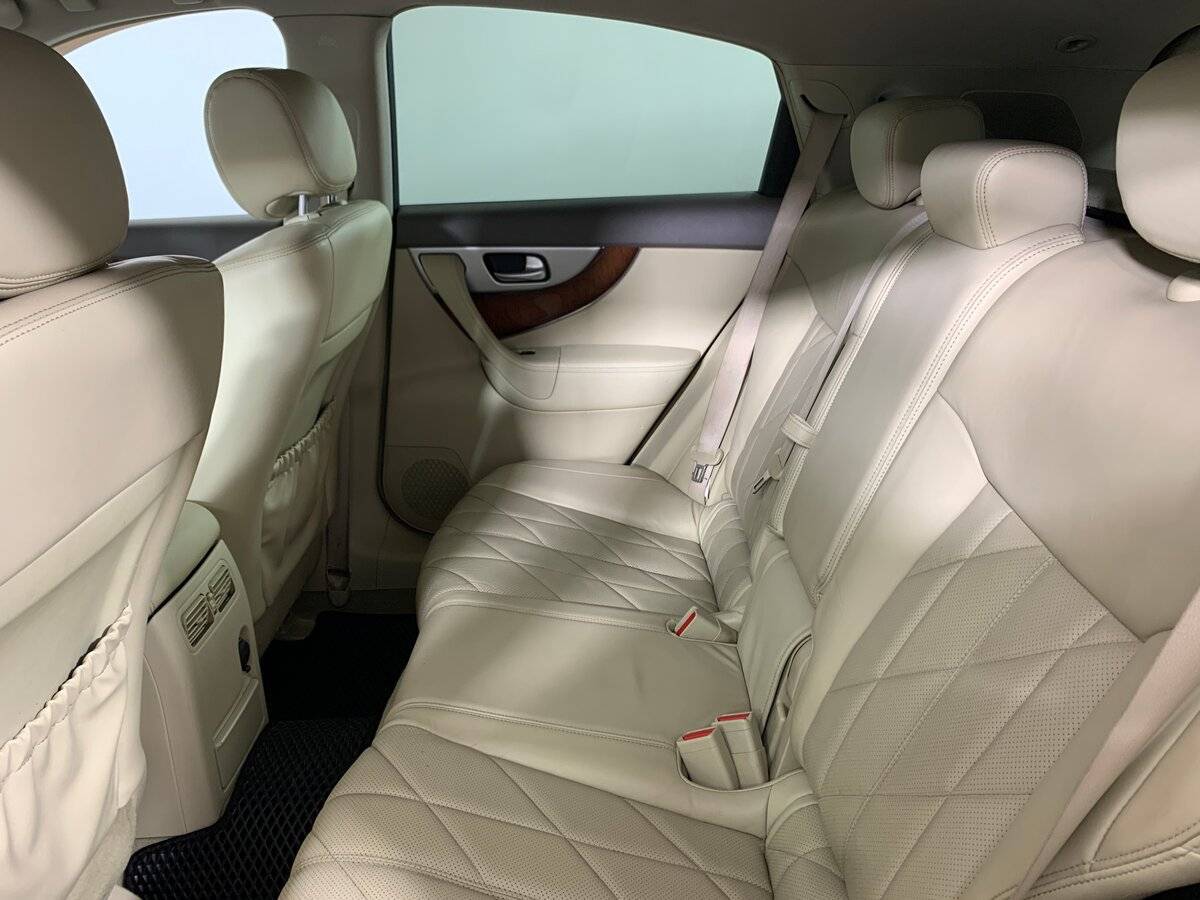 Infiniti FX 2012 года с пробегом. Фото: #19