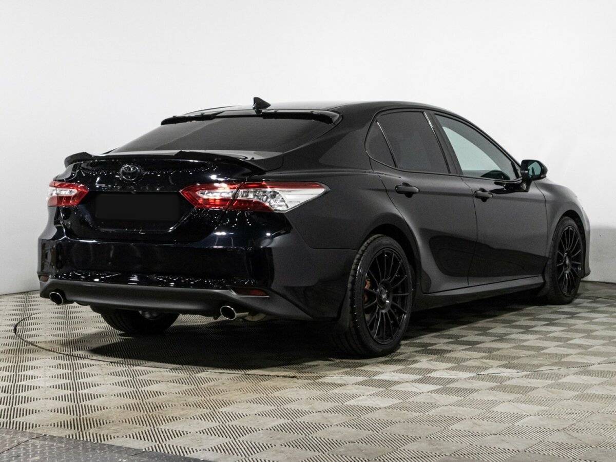 Toyota Camry 2018 года с пробегом. Фото: #4